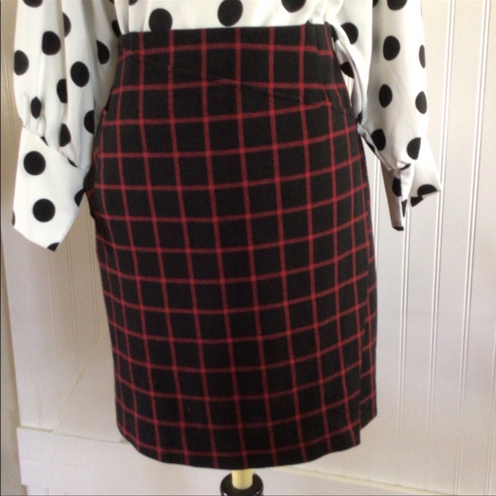 NWT J. Jill Black & Red Faux Wrap Stretchy Pencil Skirt